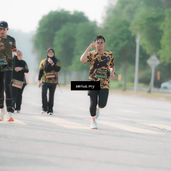 Runner Photo 6413113