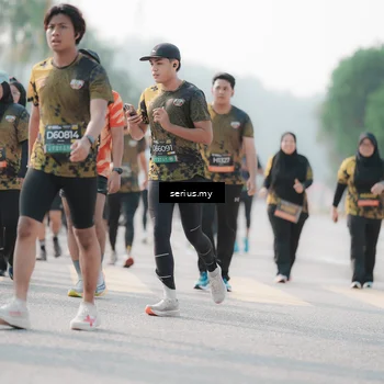 Runner Photo 6413126