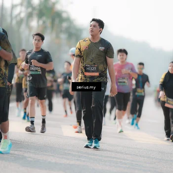 Runner Photo 6413153