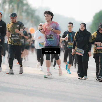 Runner Photo 6413182