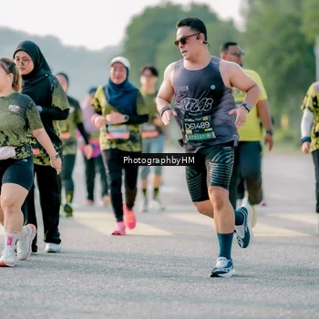 Runner Photo 6413195