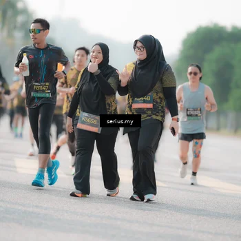 Runner Photo 6413213