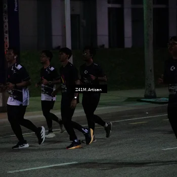 Runner Photo 6413324