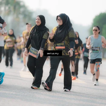 Runner Photo 6413337