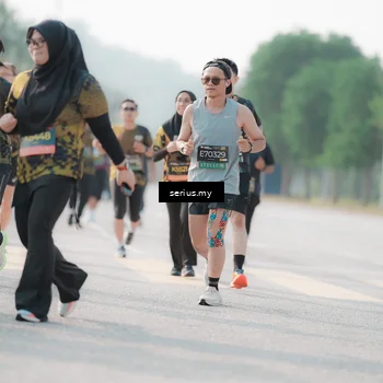 Runner Photo 6413367