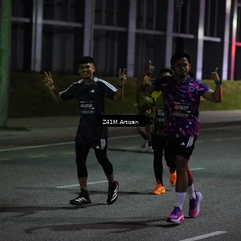 Runner Photo 6413372