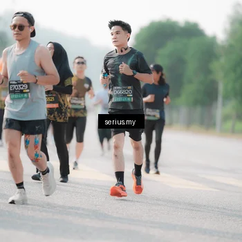 Runner Photo 6413389