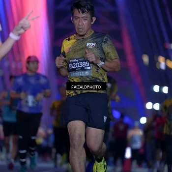 Runner Photo 6413395