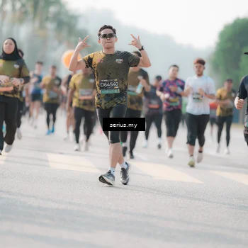 Runner Photo 6413417