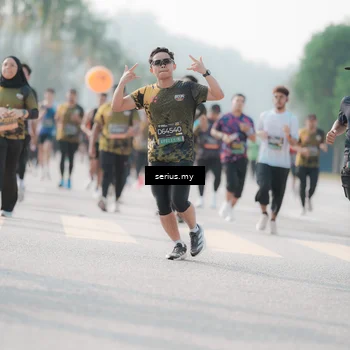 Runner Photo 6413435