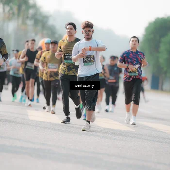 Runner Photo 6413446