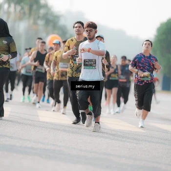 Runner Photo 6413449