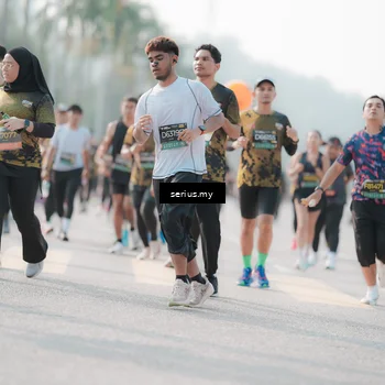 Runner Photo 6413457