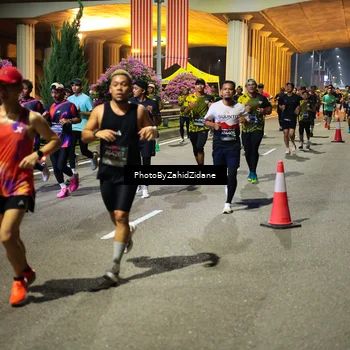 Runner Photo 6413471