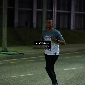 Runner Photo 6413492