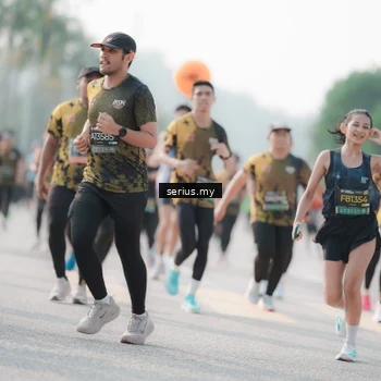 Runner Photo 6413516