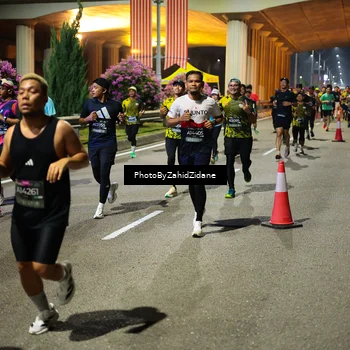 Runner Photo 6413546