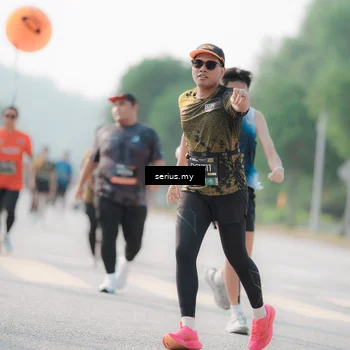 Runner Photo 6413563