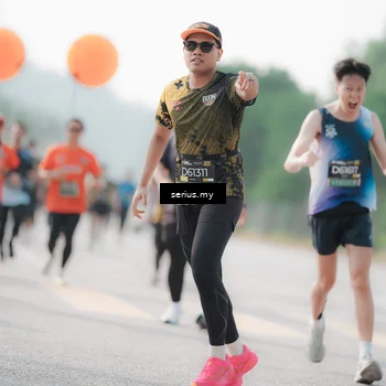 Runner Photo 6413578