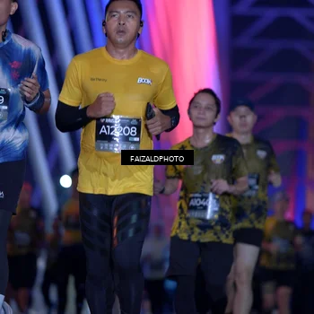 Runner Photo 6413592