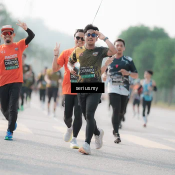 Runner Photo 6413624