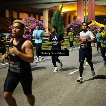 Runner Photo 6413648