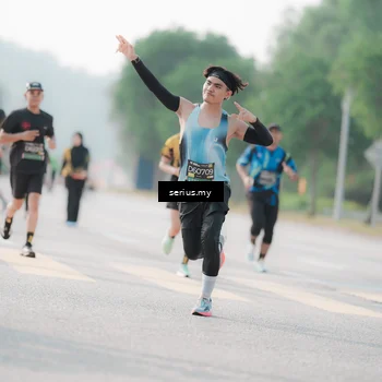 Runner Photo 6413689