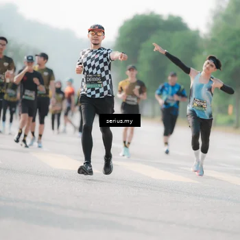 Runner Photo 6413691