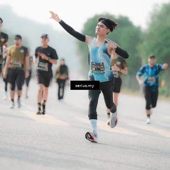 Runner Photo 6413700
