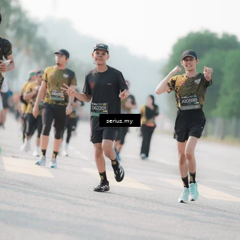 Runner Photo 6413746