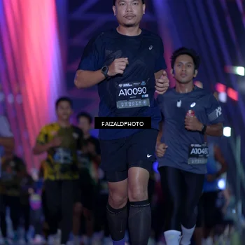 Runner Photo 6413749