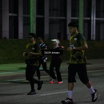 Runner Photo 6413750