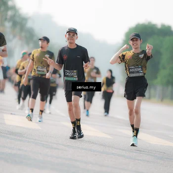 Runner Photo 6413751