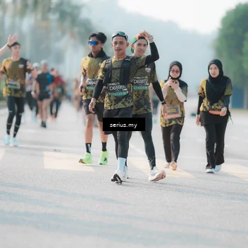 Runner Photo 6413761