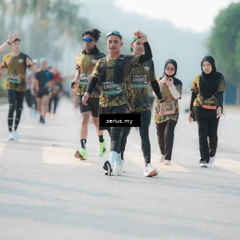 Runner Photo 6413763