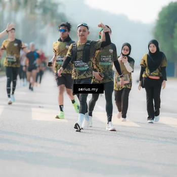 Runner Photo 6413768