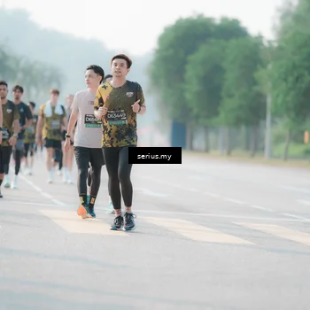 Runner Photo 6413806