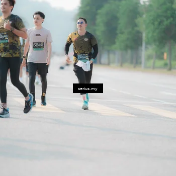 Runner Photo 6413824