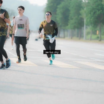 Runner Photo 6413831
