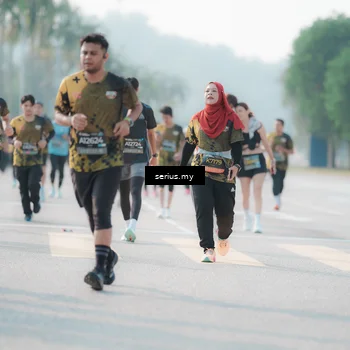 Runner Photo 6413857