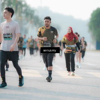 Runner Photo 6413859