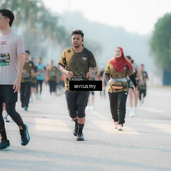 Runner Photo 6413879