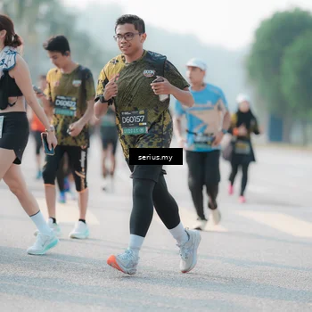 Runner Photo 6413904