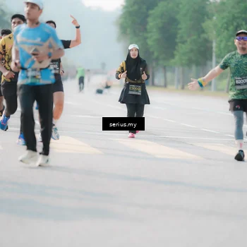 Runner Photo 6413913