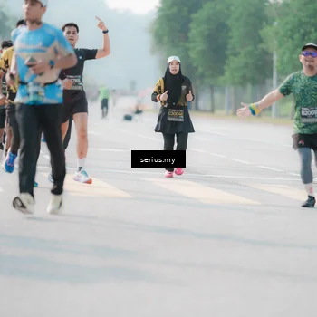 Runner Photo 6413915
