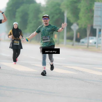 Runner Photo 6413919