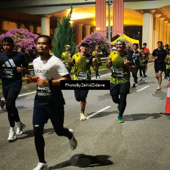 Runner Photo 6413924