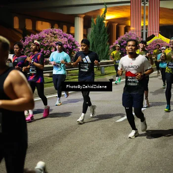 Runner Photo 6413938