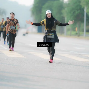 Runner Photo 6413940