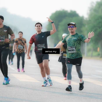 Runner Photo 6413946